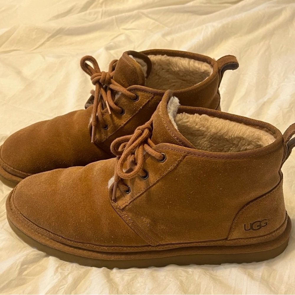 UGG Men's Tan Chukka Boots
